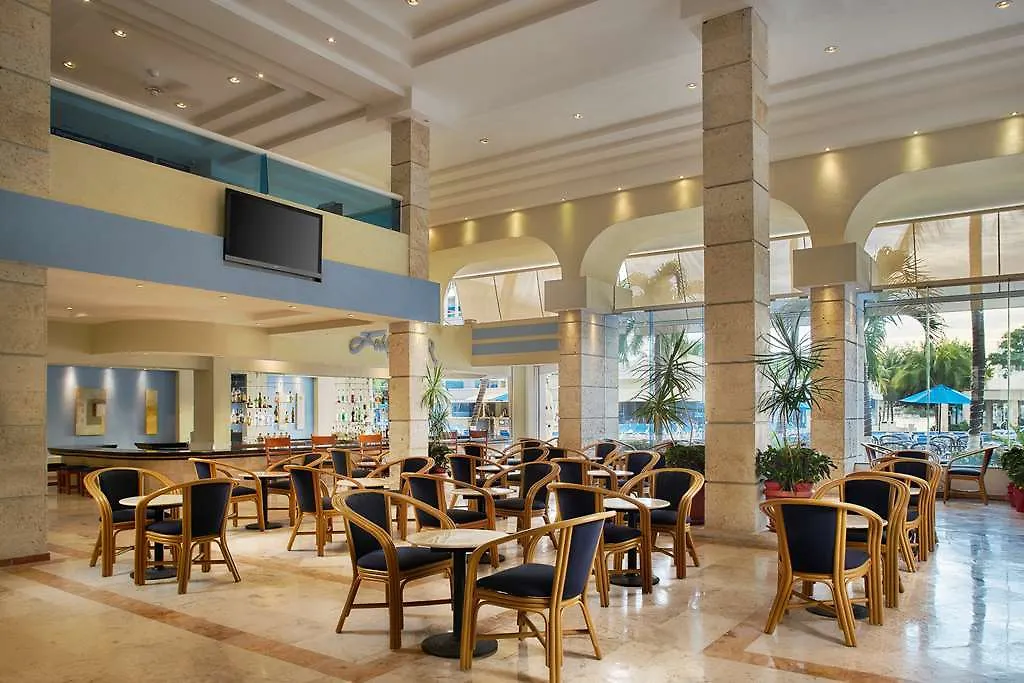 Occidental Costa Cancún