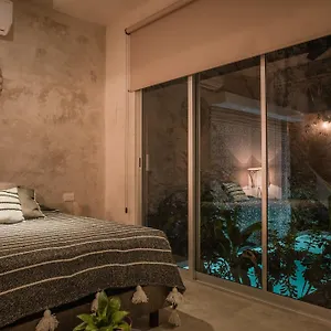 https://casa-bohemia.tulum-hotels.net
