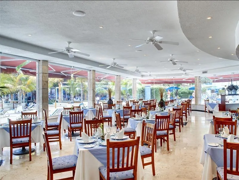 Occidental Costa Cancun Resort