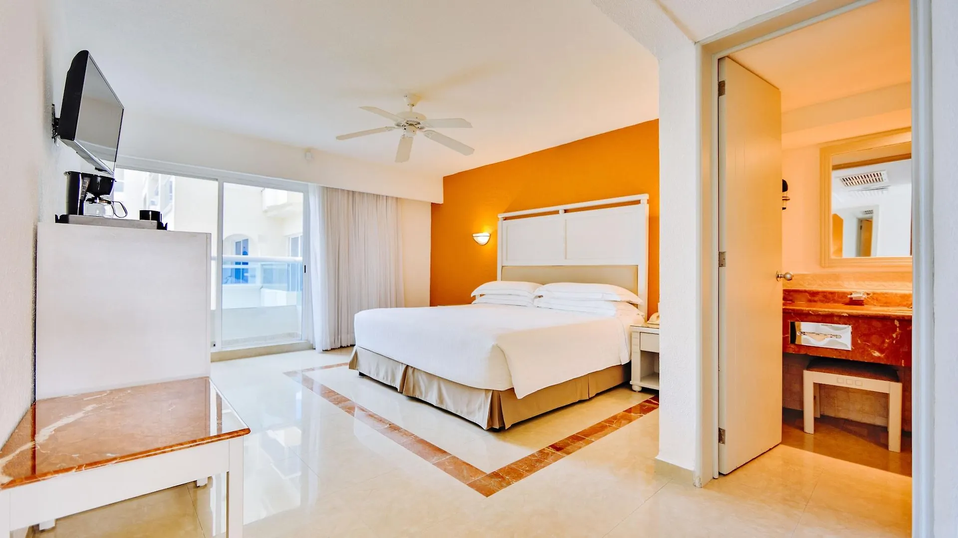 Barcelo Costa Cancun - Все включено