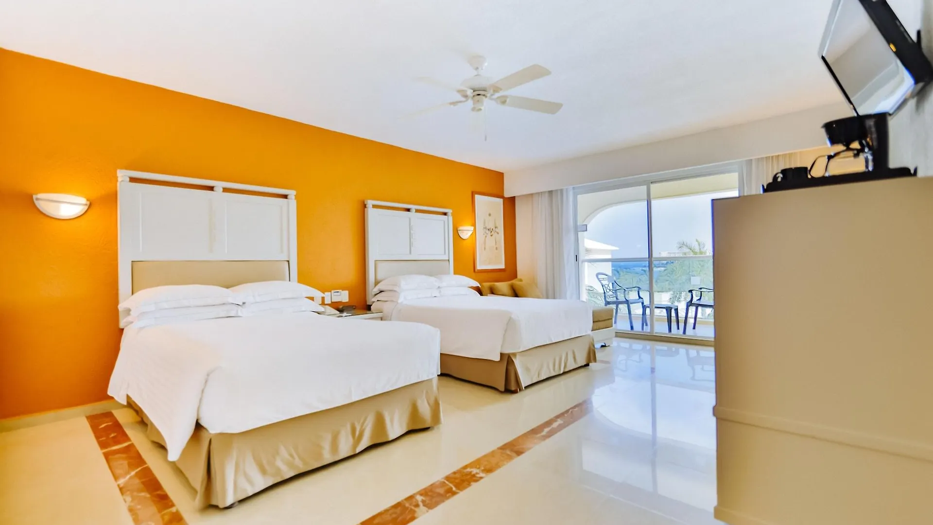 Курортный комплекс Barcelo Costa Cancun - Все включено