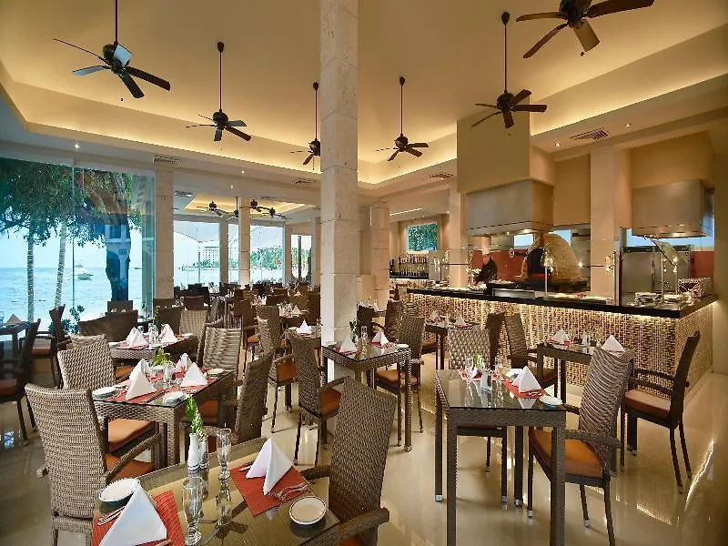 Barcelo Costa Cancun - Все включено 4*,  Мексика