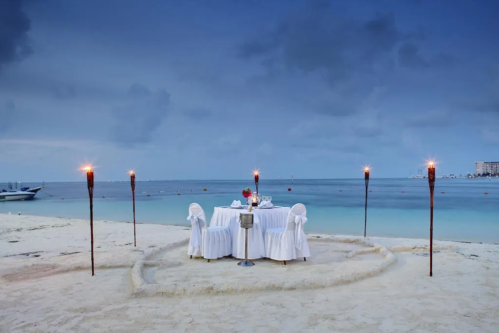 Barcelo Costa Cancun - Все включено